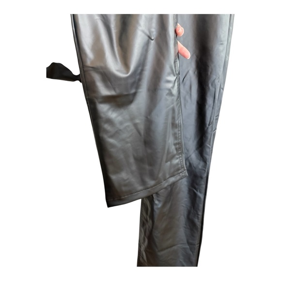 Boutique Faux Leather Black Pants Size Large - Picture 3 of 7